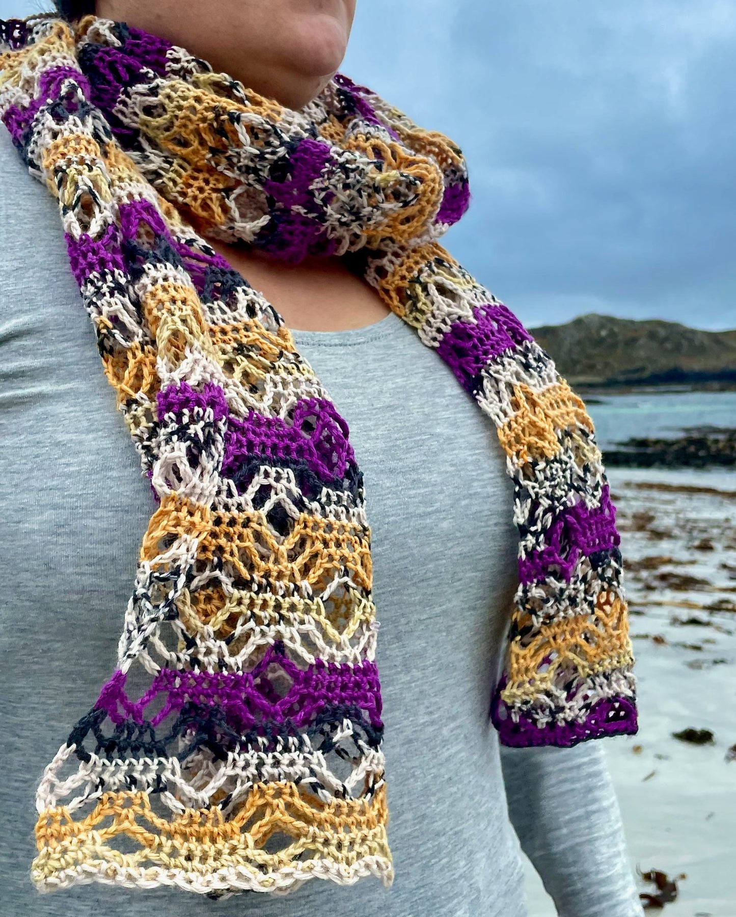 Sea Pinks Crochet Scarf - 3