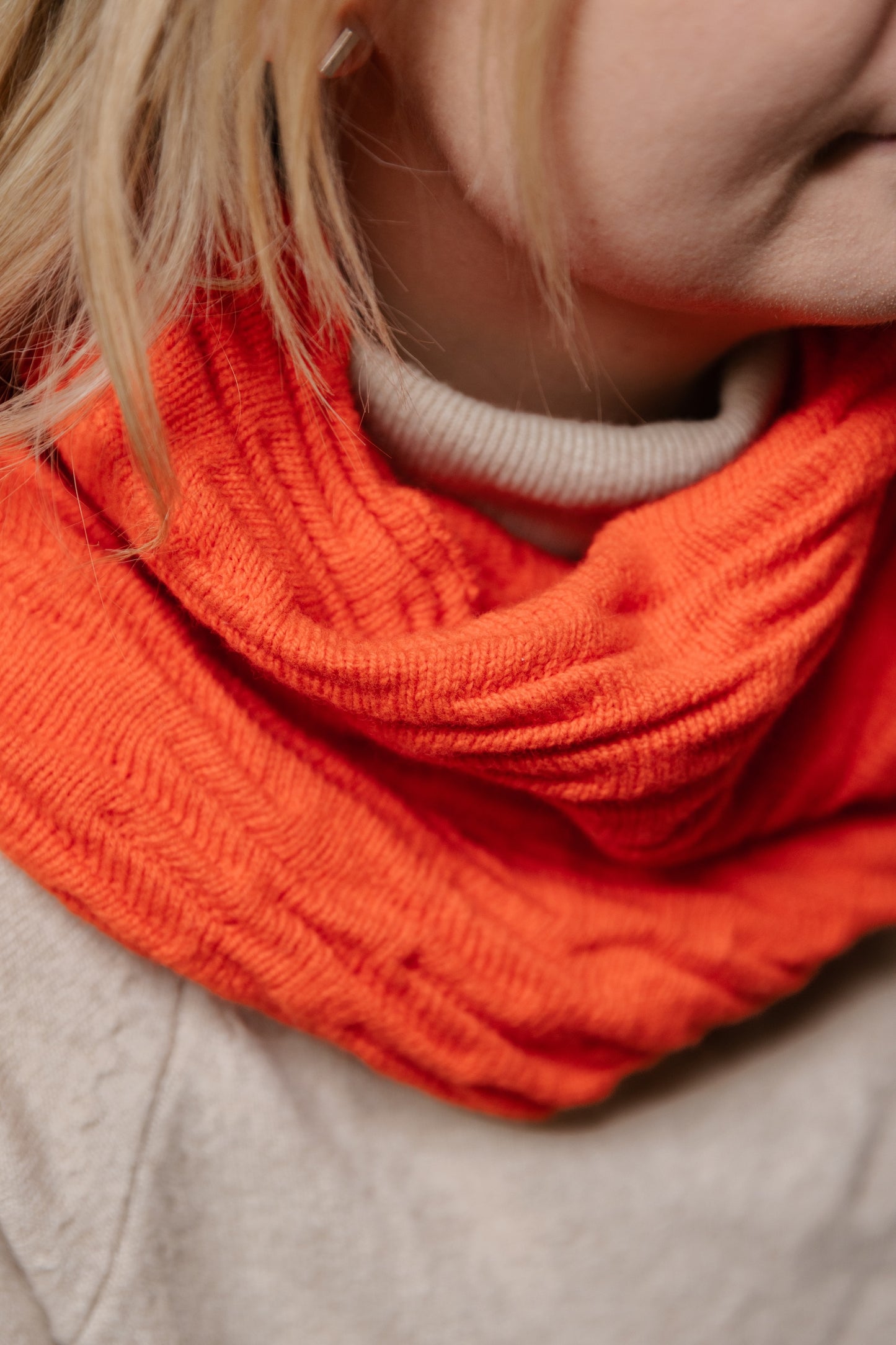Cowl Scarf Buoy