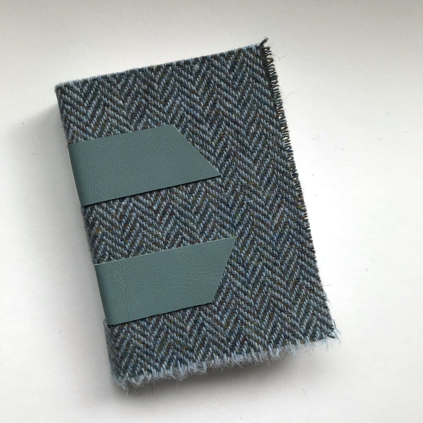 Strapping little Harris Tweed book (2 strap)