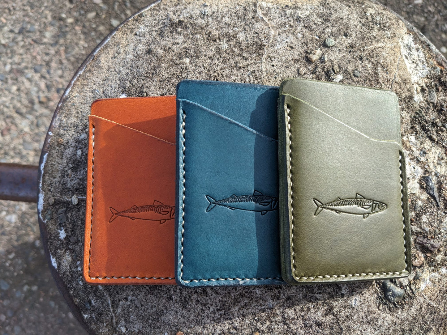 Handmade mackerel fish design leather card wallet - 5