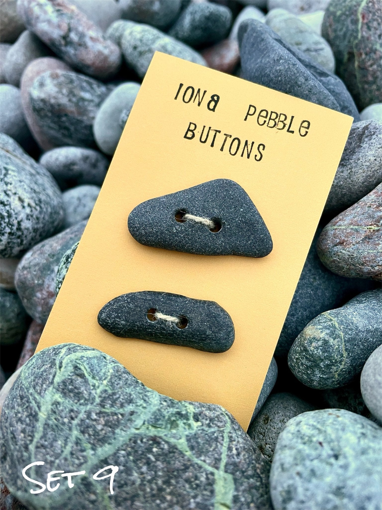 Iona Beach Pebble Buttons - 10