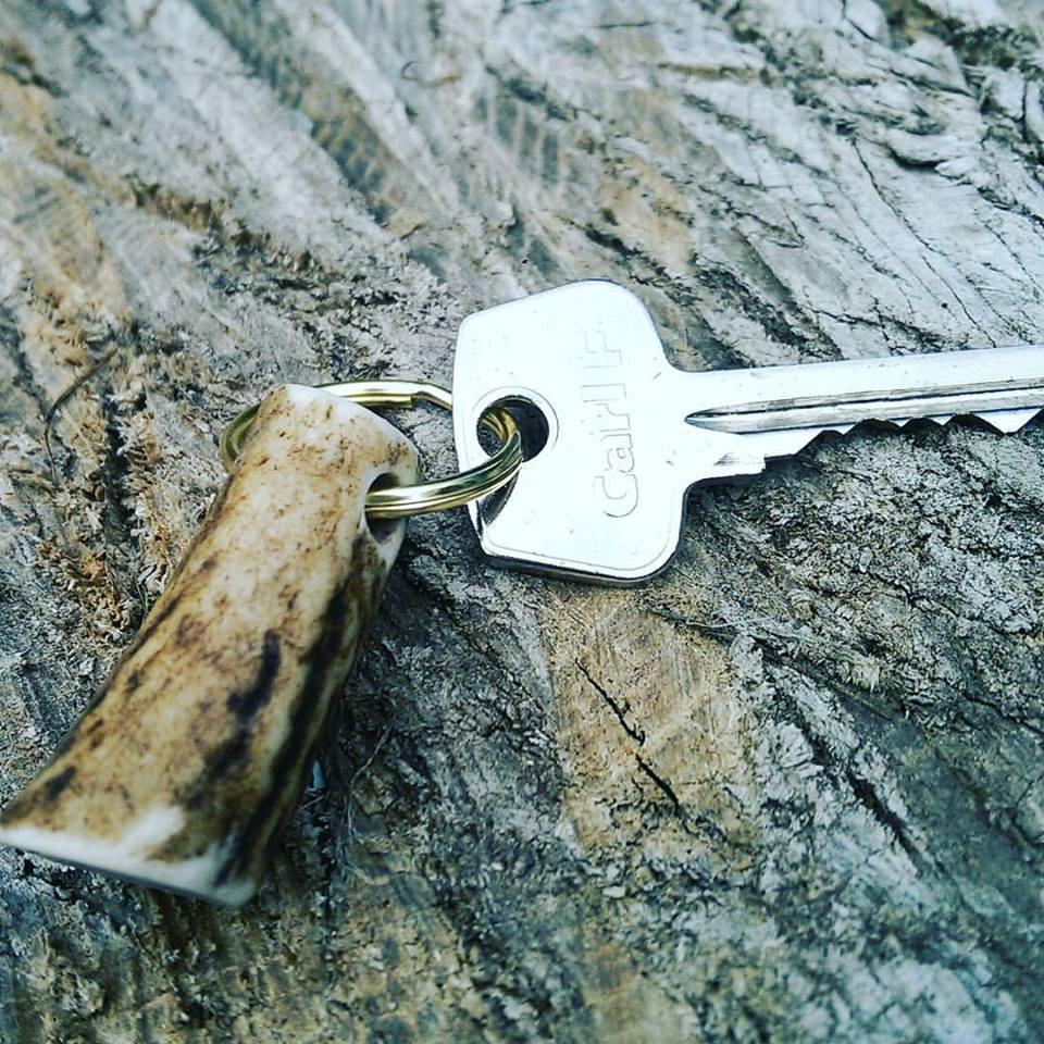 65538f7a329f1a3a70a34bd9_antler-key-ring-2_1760099227392.jpg