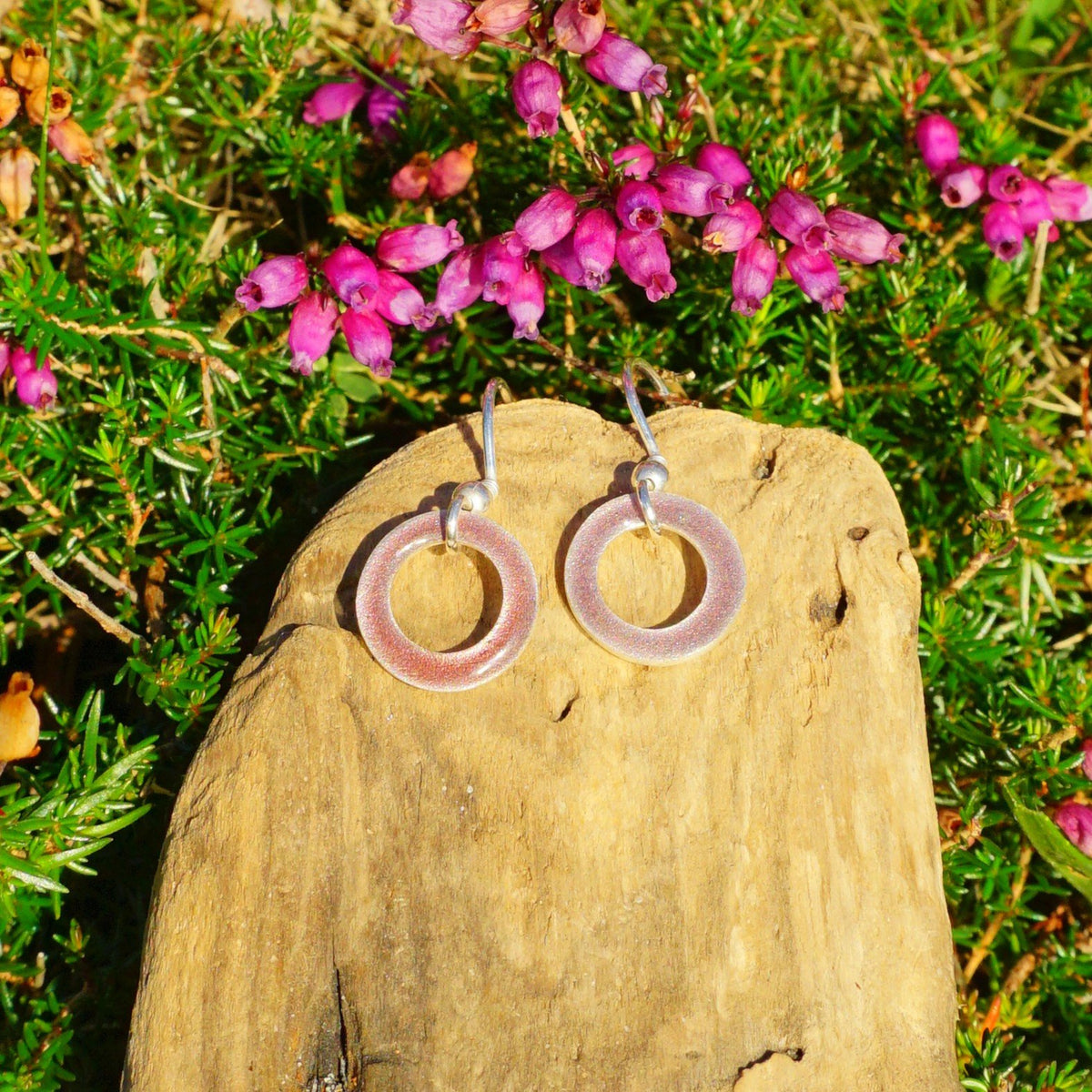 65538f7a329f1a3a70a34bd9_earrings-pink-1_1793026408161.jpg