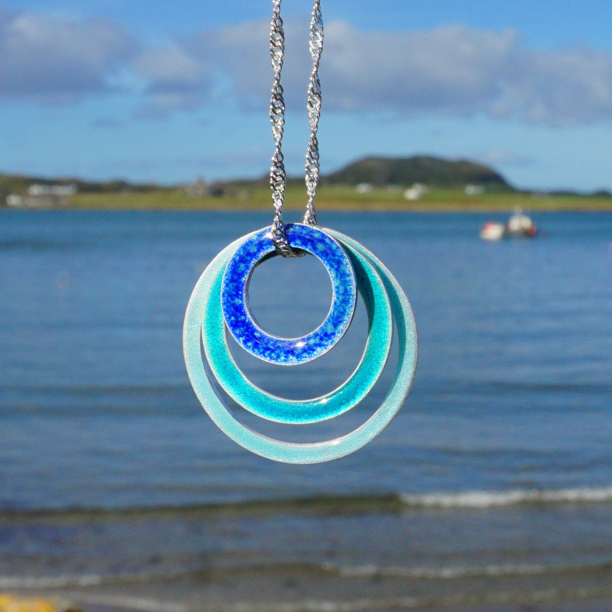 65538f7a329f1a3a70a34bd9_iona-blues-pendant-1_1793025527345.jpg