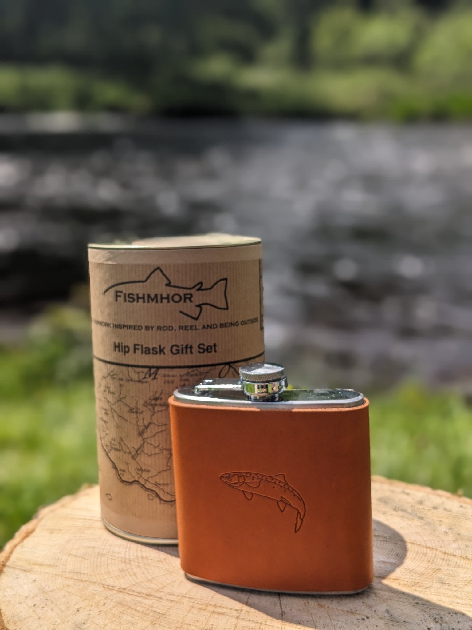 65538f7a329f1a3a70a34bd9_tan-hipflask-with-packaging-salmon-1-_1760089824489.jpg